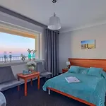 Wodnik Twoj Z Widokiem Na Morze Hotell 3*