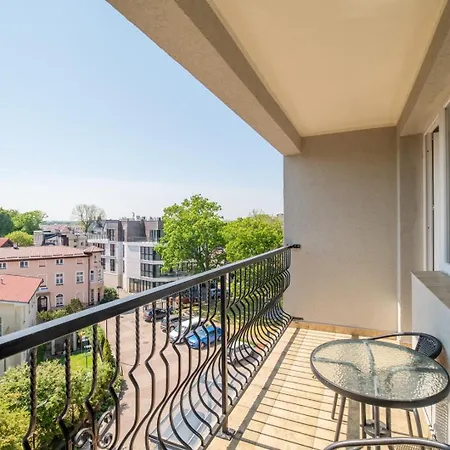 Hotel Wodnik Twoj Z Widokiem Na Morze