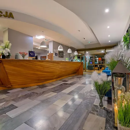 Wodnik Twoj Z Widokiem Na Morze