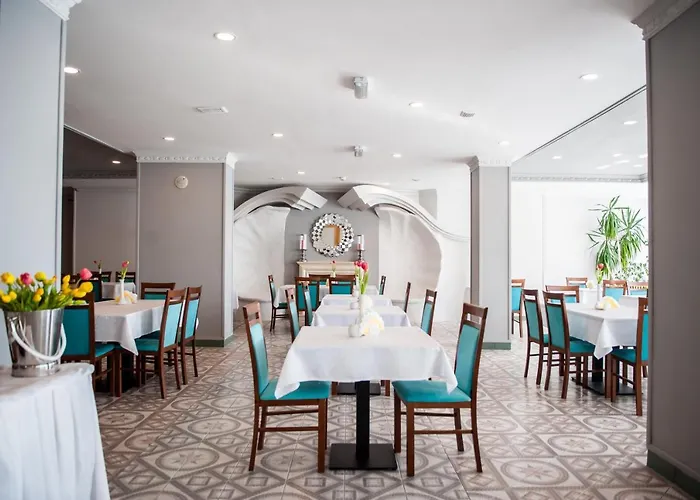 Wodnik Twoj Z Widokiem Na Morze Ustronie Morskie