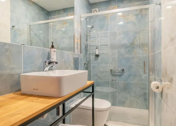 Wodnik Twoj Z Widokiem Na Morze