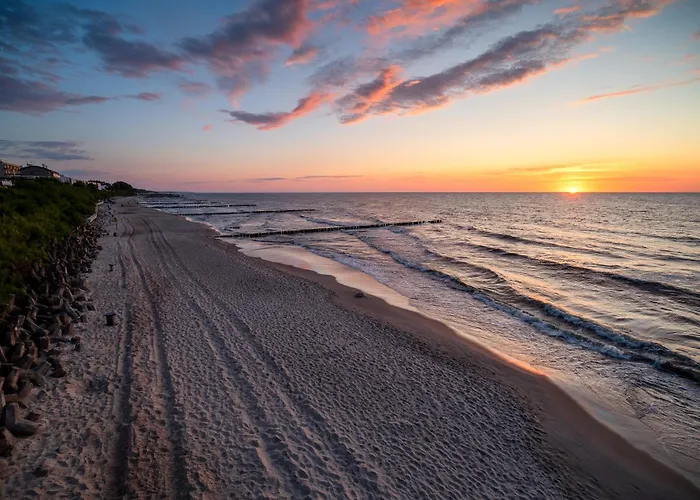 Wodnik Twoj Z Widokiem Na Morze Ustronie Morskie